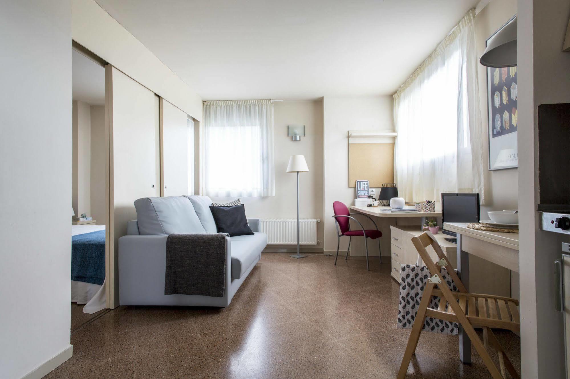 Residencia Universitaria Resa Manuel Agud Querol San Sebastian Bagian luar foto