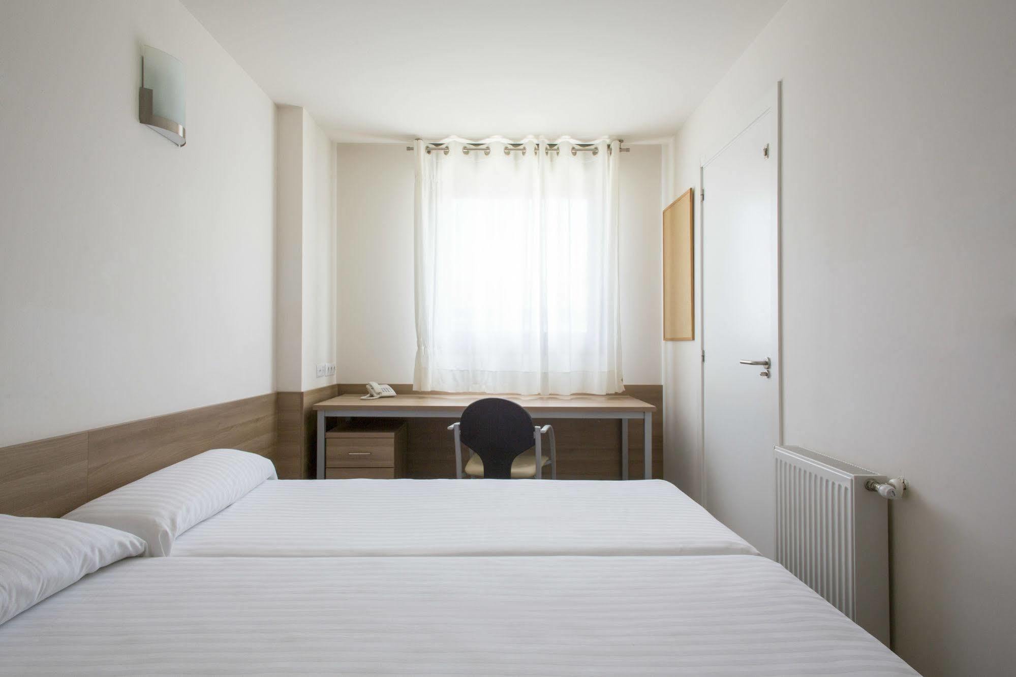 Residencia Universitaria Resa Manuel Agud Querol San Sebastian Bagian luar foto