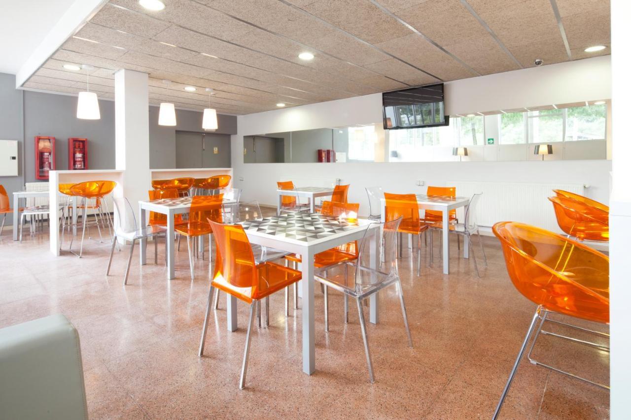 Residencia Universitaria Resa Manuel Agud Querol San Sebastian Bagian luar foto
