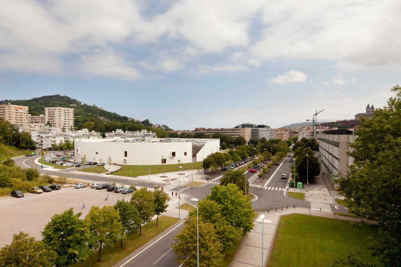 Residencia Universitaria Resa Manuel Agud Querol San Sebastian Bagian luar foto